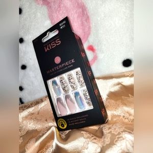 💋Kiss💋 Masterpiece Nails